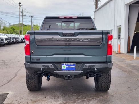 New 2026 Chevrolet Silverado 1500 ZR2 w/ Dark Appearance Package AWD/4WD image 4