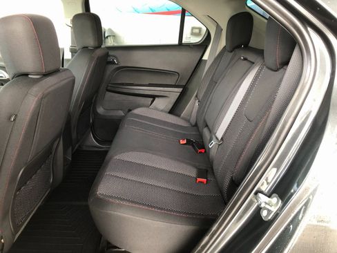 Used 2017 Chevrolet Equinox LT w/ Convenience Package image 12