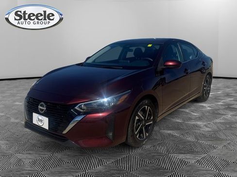 Used 2025 Nissan Sentra SV image 1