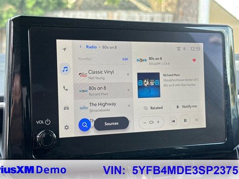 Certified 2025 Toyota Corolla LE w/ LE Premium Package image 27