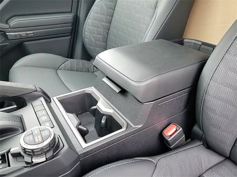 New 2025 Toyota Tacoma TRD Off-Road image 19