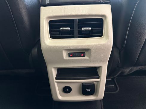 Used 2024 Ford Edge Titanium w/ Equipment Group 301A AWD/4WD image 14