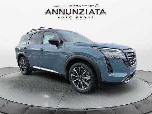 New 2026 Nissan Pathfinder Platinum w/ Cargo Package image 7