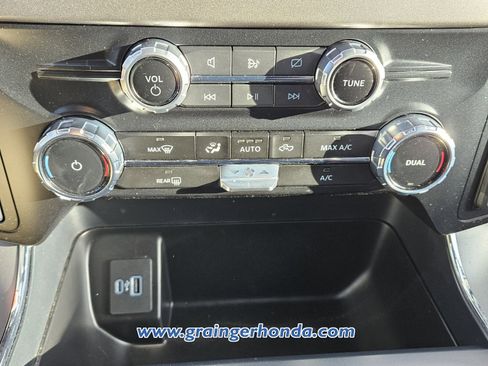 Used 2024 Ford F150 XLT w/ Mobile Office Package image 17