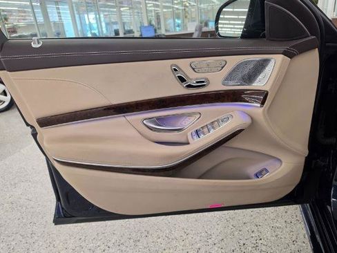 Used 2017 Mercedes-Benz S 550 4MATIC Sedan image 30