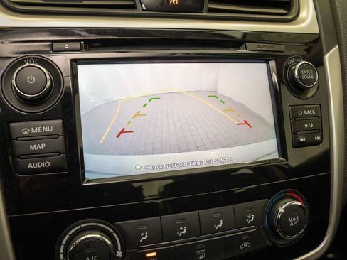 Used 2018 Nissan Altima 2.5 SR w/ SR Special Edition image 13