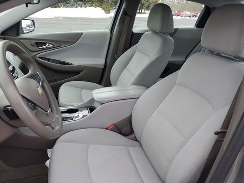 Used 2024 Chevrolet Malibu LT image 18