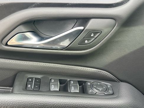 Used 2024 GMC Yukon Denali image 24