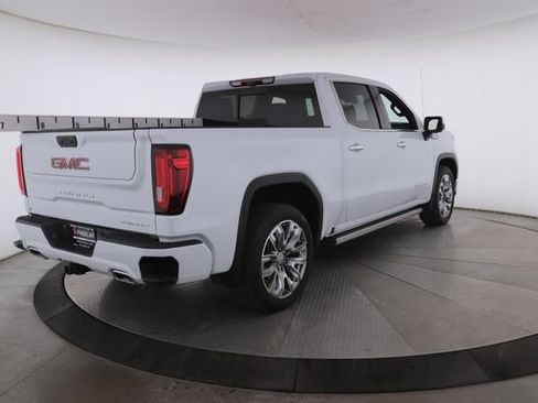 Used 2026 GMC Sierra 1500 Denali AWD/4WD image 12