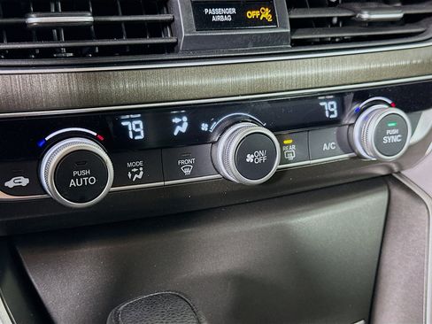 Used 2019 Honda Accord LX image 23