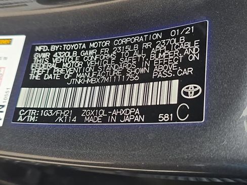 Used 2021 Toyota C-HR LE FWD image 35