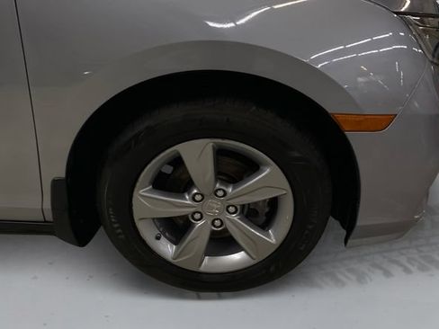 Used 2018 Honda Odyssey EX-L image 16