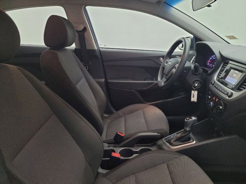 Used 2018 Hyundai Accent SE FWD image 21