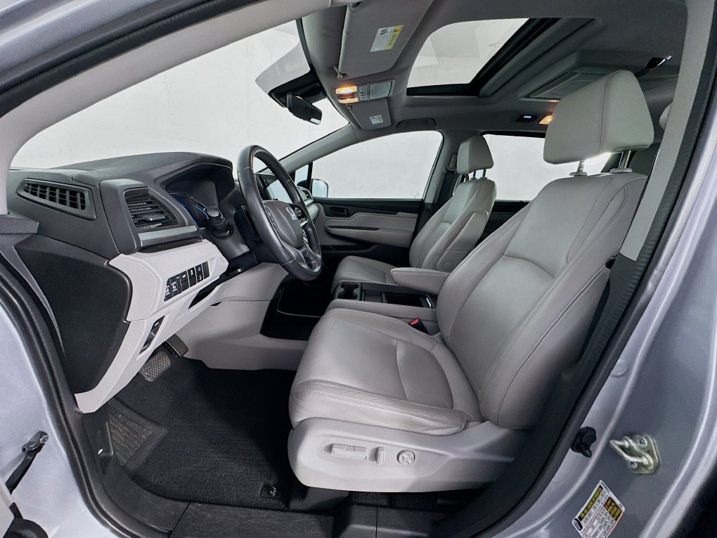 Used 2018 Honda Odyssey EX-L image 12