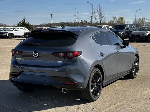 New 2026 MAZDA MAZDA3 Hatchback w/Premium Plus Pkg image 4