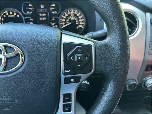 Used 2020 Toyota Tundra SR5 w/ SR5 Upgrade Package AWD/4WD image 24