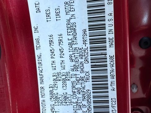 Used 2017 Toyota Tacoma SR5 w/ Tow Package image 26