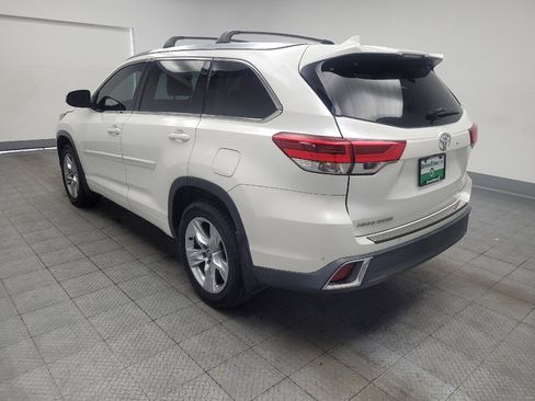 Used 2019 Toyota Highlander Limited FWD image 5