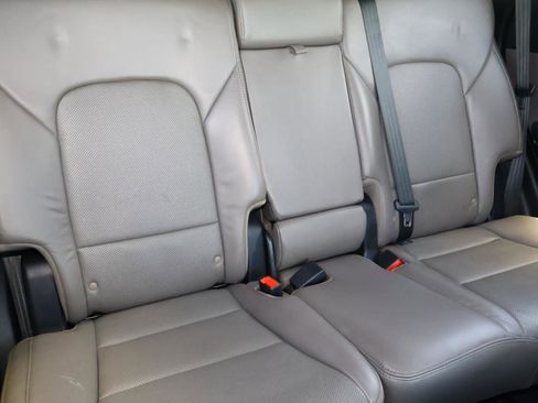 Used 2018 Hyundai Santa Fe Sport FWD image 19