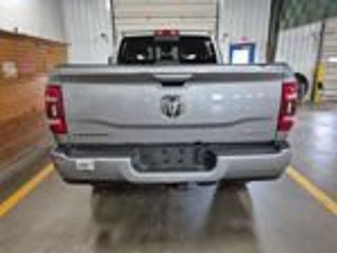 Used 2024 RAM 2500 Laramie w/ Safety Group AWD/4WD image 15