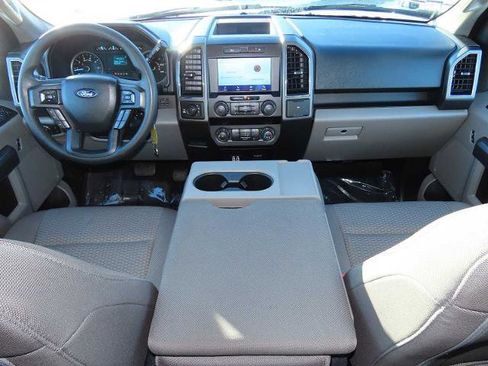 Certified 2019 Ford F150 XLT image 11