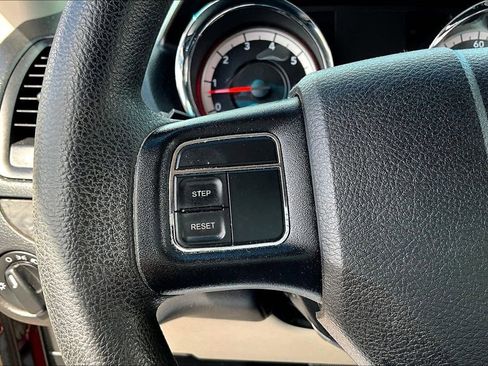 Used 2015 Dodge Grand Caravan SXT w/ Security Group FWD image 10