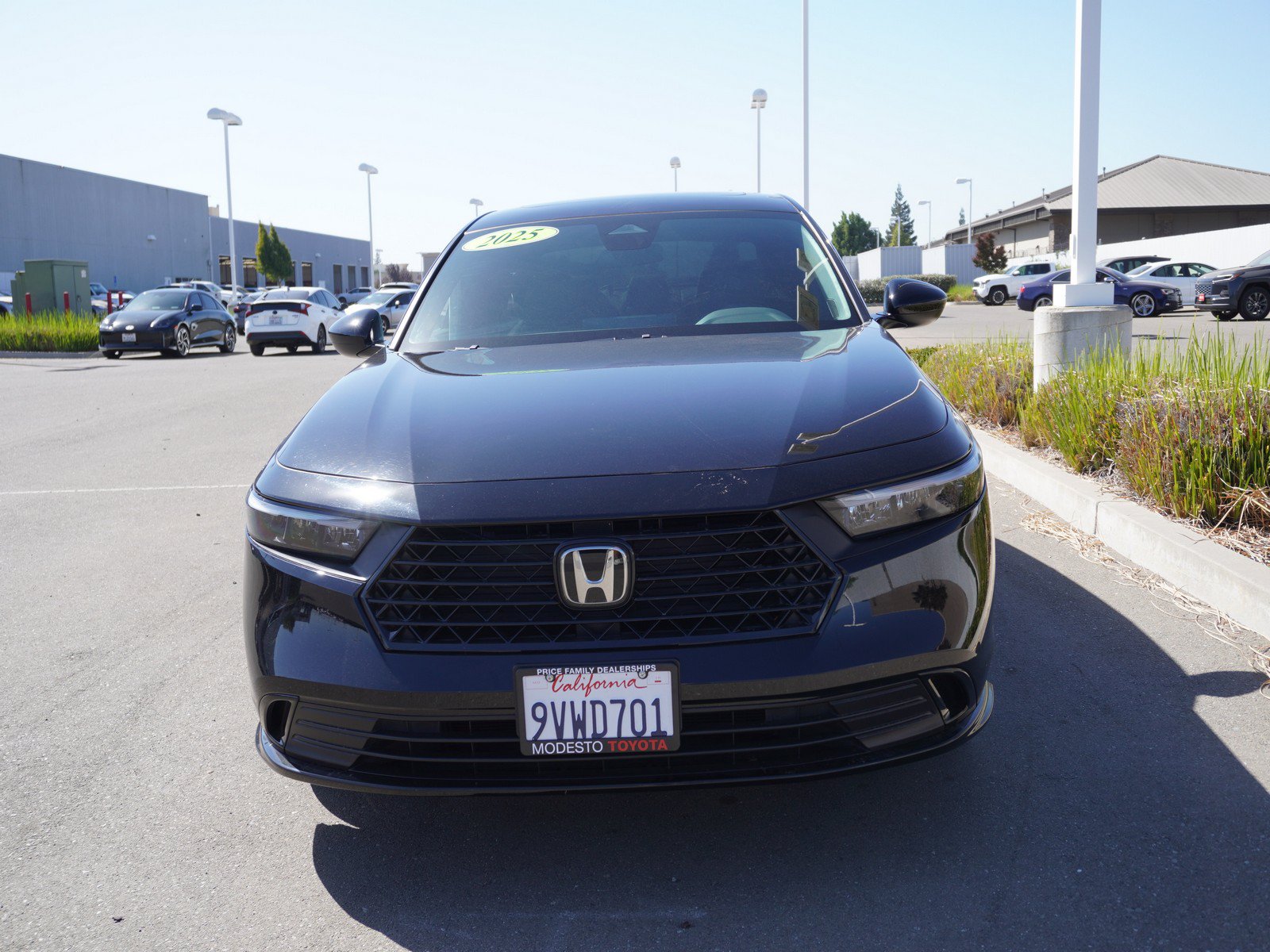Used 2025 Honda Accord Sport image 6