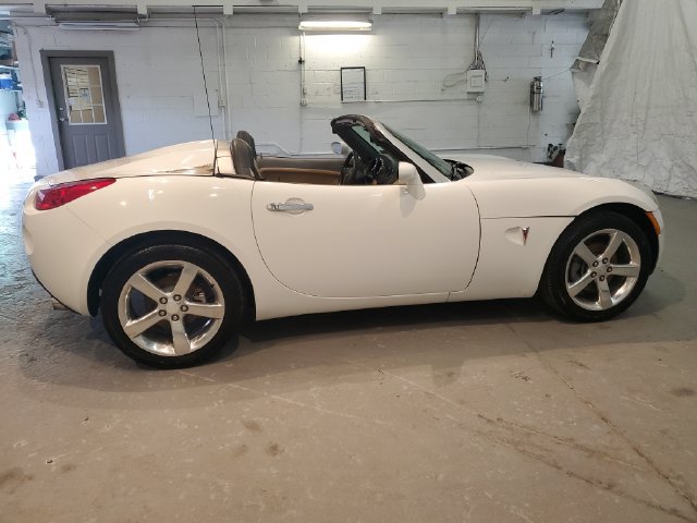 Used 2006 Pontiac Solstice Convertible w/ Premium Package RWD image 6