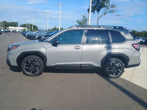 New 2025 Subaru Forester Limited w/ Popular Package image 3