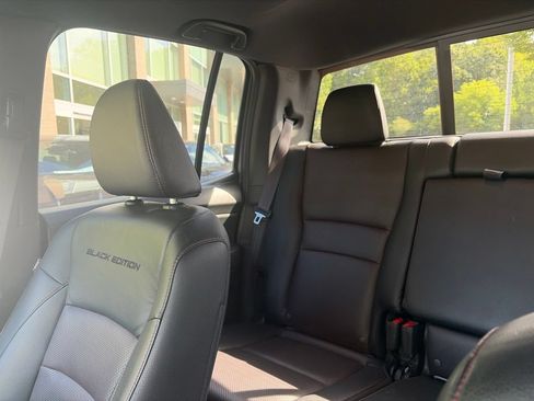 Used 2023 Honda Ridgeline Black Edition image 6
