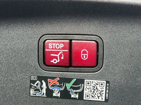 Certified 2024 Mercedes-Benz AMG GT 63 image 24