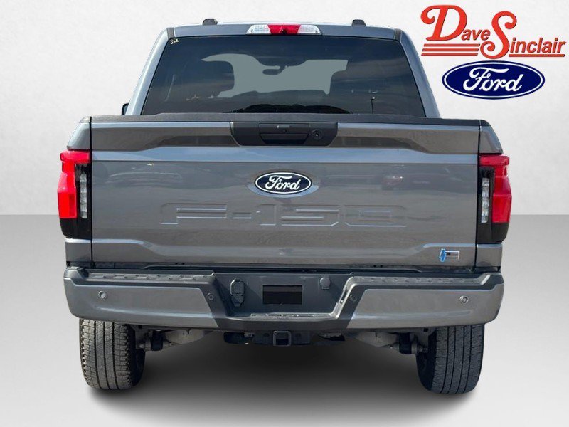 Used 2025 Ford F150 Lightning XLT AWD/4WD image 8