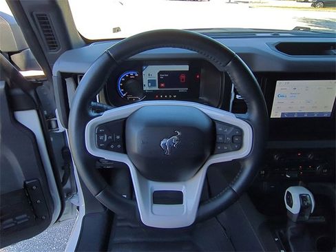 Used 2023 Ford Bronco Big Bend image 16