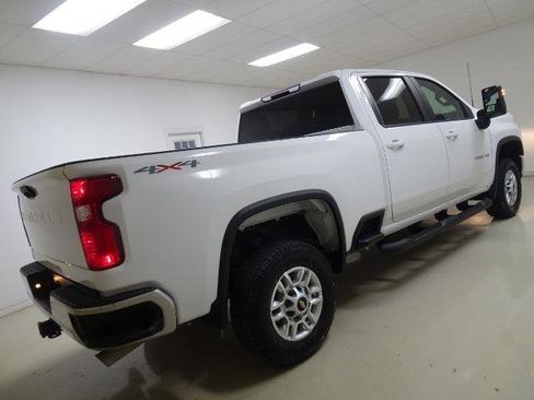 Used 2020 Chevrolet Silverado 2500 LT AWD/4WD image 6