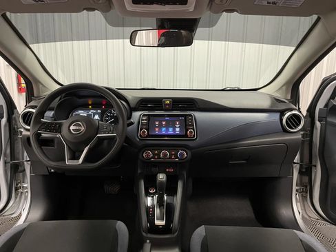 Used 2025 Nissan Versa SV w/ Trunk Package FWD image 25