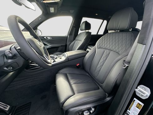 New 2026 BMW ALPINA XB7 AWD/4WD image 15
