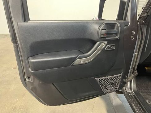 Used 2016 Jeep Wrangler Sport w/ Quick Order Package 24S AWD/4WD image 16