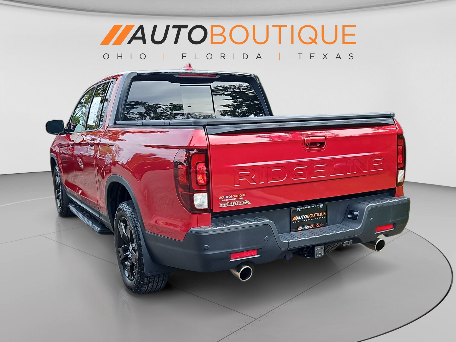 Used 2024 Honda Ridgeline Black Edition image 3