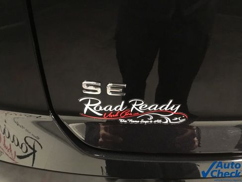 Used 2021 Volkswagen Atlas Cross Sport SE image 15