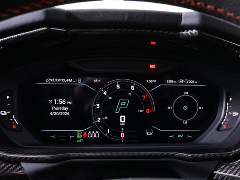 Used 2025 Lamborghini Urus Performante AWD/4WD image 22