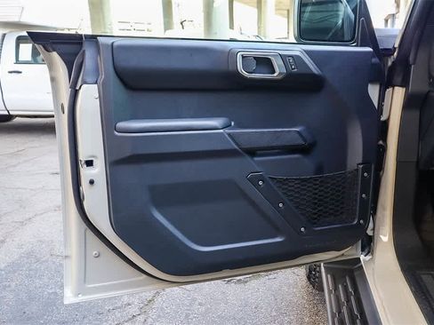 New 2025 Ford Bronco Outer Banks w/ Sasquatch Package image 24