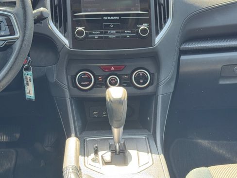 Used 2021 Subaru Crosstrek 2.0i AWD/4WD image 15