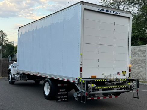 Used 2022 Ford F650 2WD Regular Cab Super Duty image 6