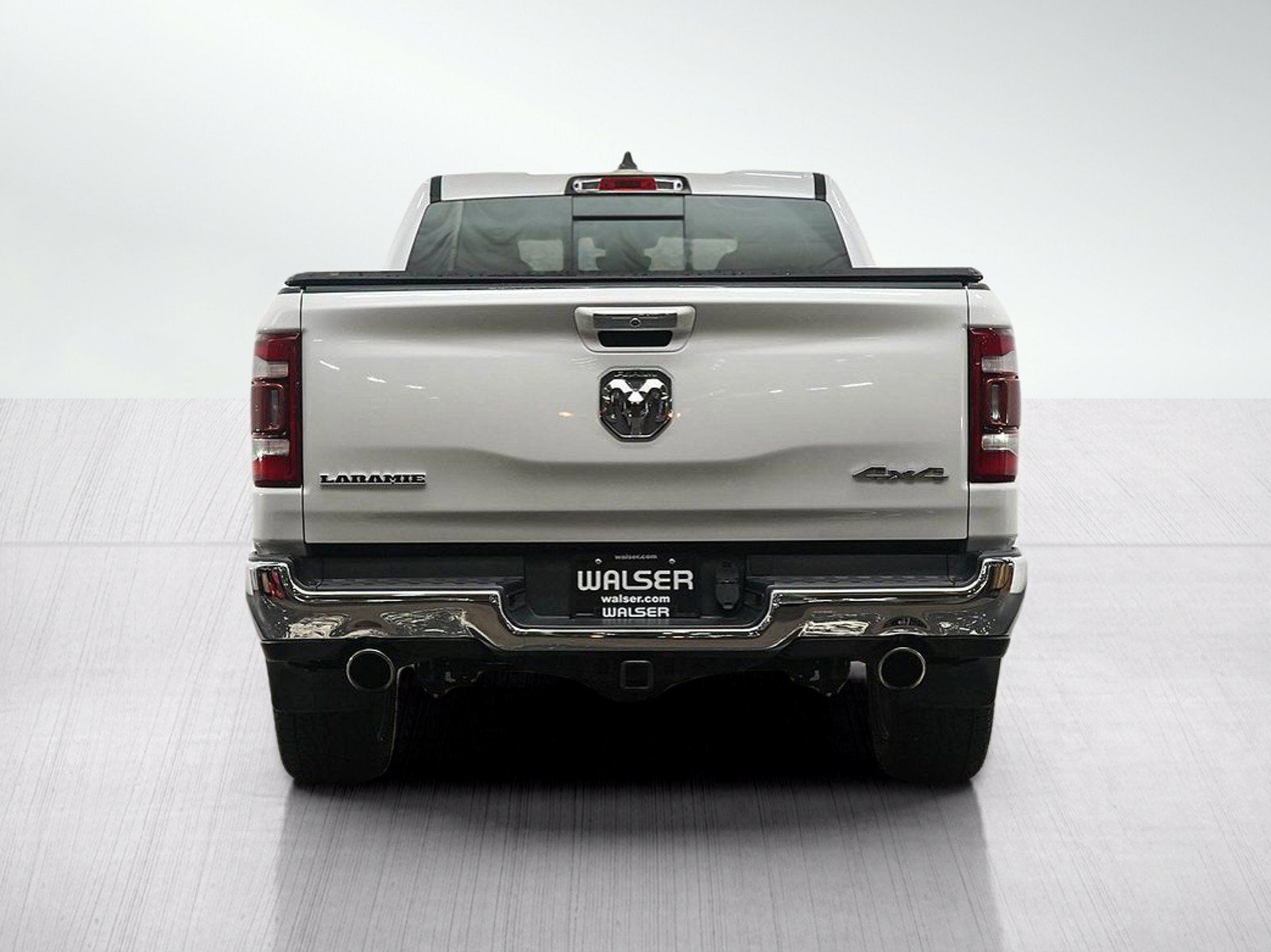 Used 2019 RAM 1500 Laramie AWD/4WD image 4