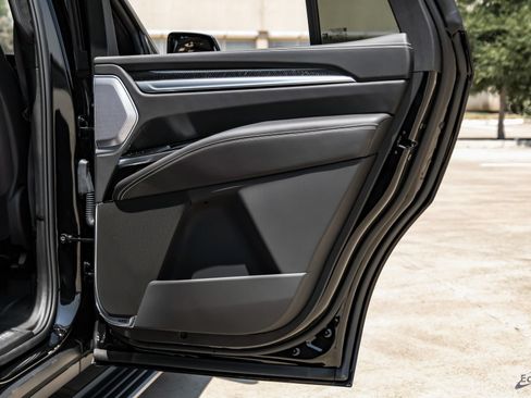 Used 2026 Cadillac Escalade V w/ LPO, Floor Liner Package AWD/4WD image 96