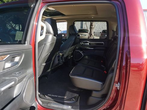 Used 2019 RAM 1500 Laramie RWD image 16