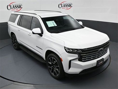 Used 2021 Chevrolet Suburban RST w/ Luxury Package image 21