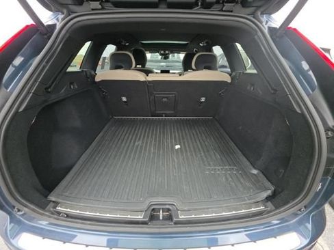 Used 2026 Volvo XC60 B5 Plus AWD/4WD image 13