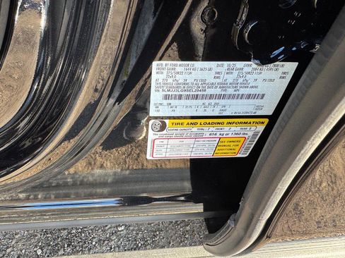 New 2025 Lincoln Navigator L Reserve image 26