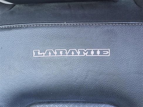Used 2019 RAM 1500 Laramie image 8